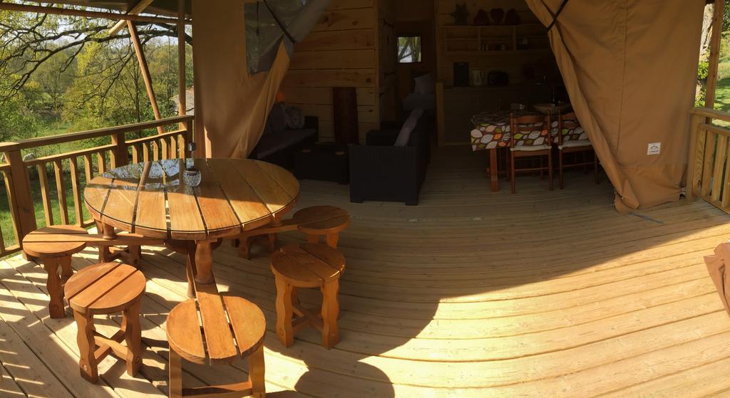 Camping Du Puy Rond ブレシュイール エクステリア 写真