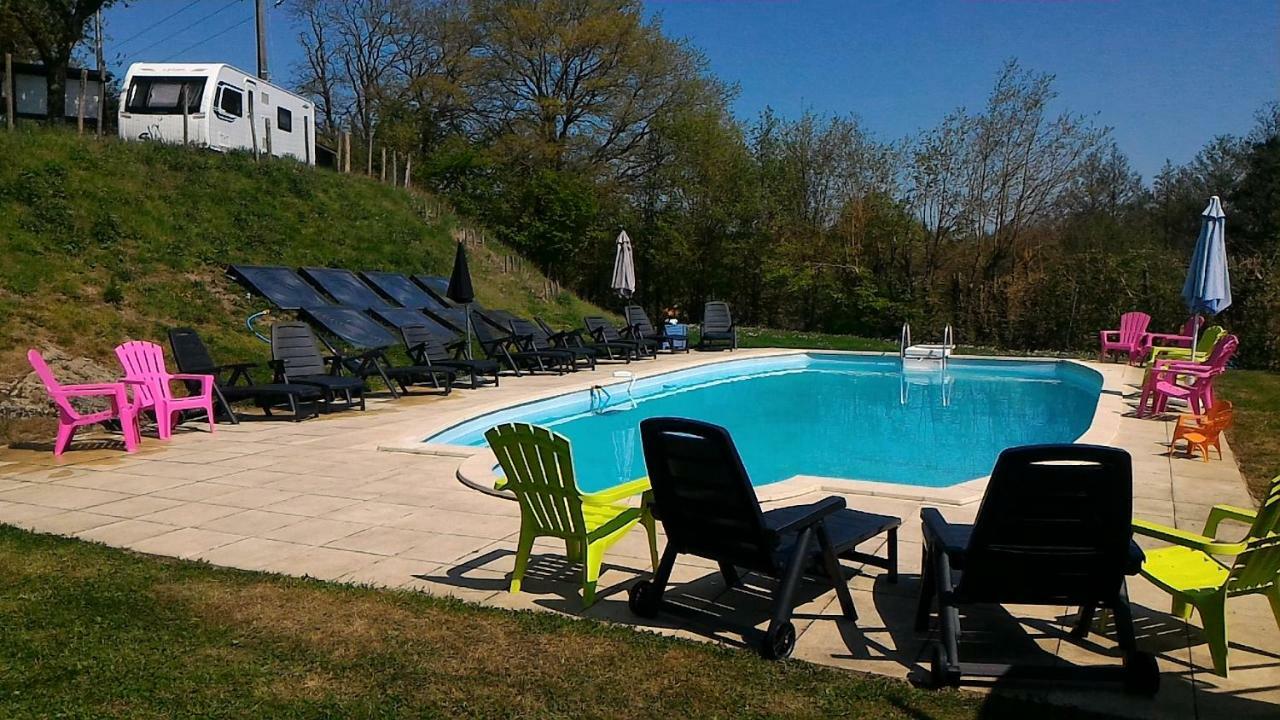 Camping Du Puy Rond ブレシュイール エクステリア 写真