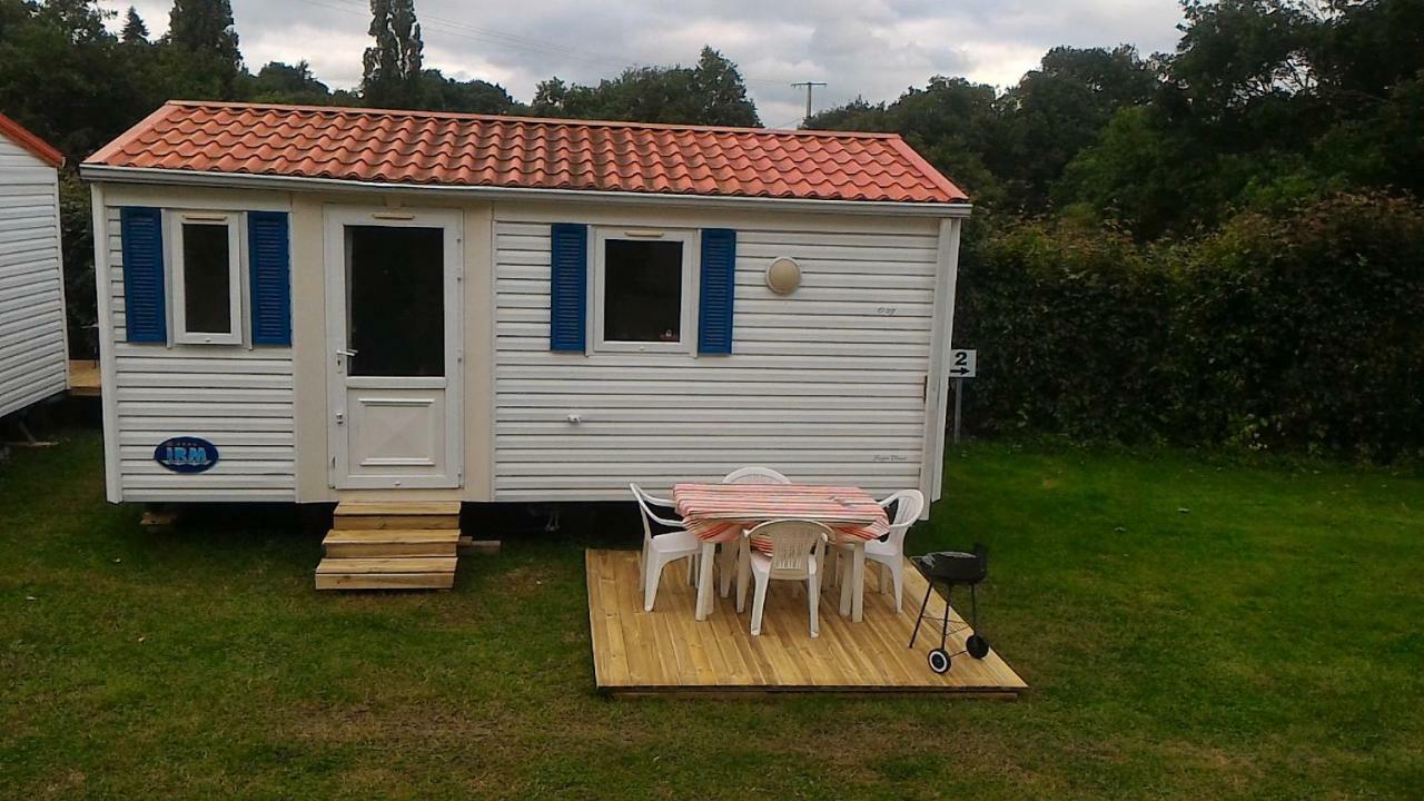 Camping Du Puy Rond ブレシュイール エクステリア 写真