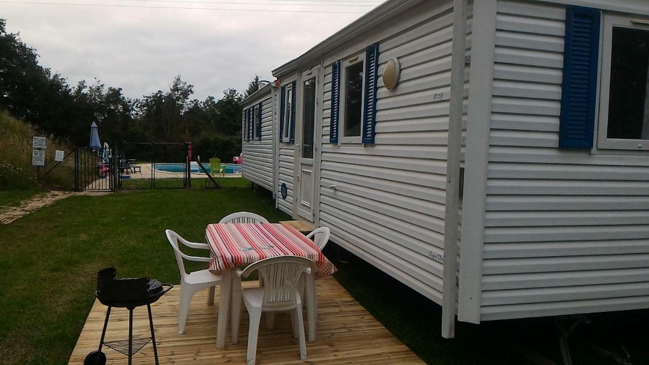 Camping Du Puy Rond ブレシュイール エクステリア 写真